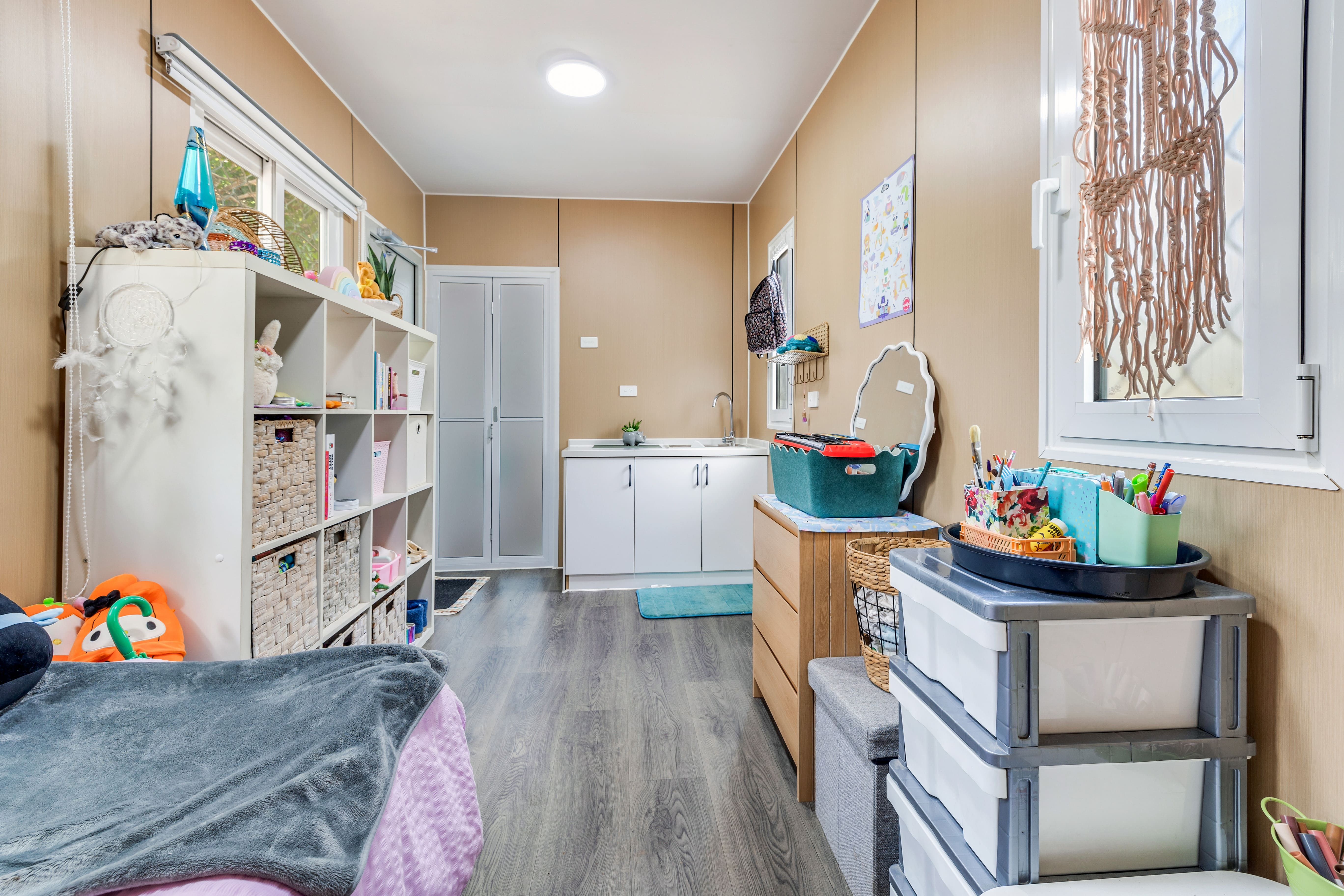 40ft Container Home – Four Bedrooms with Bathrooms