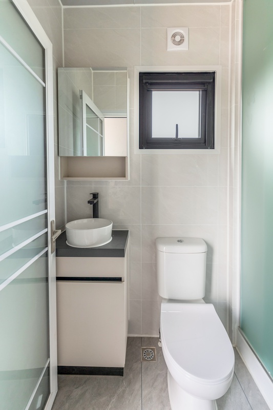 Louise’s Custom Container