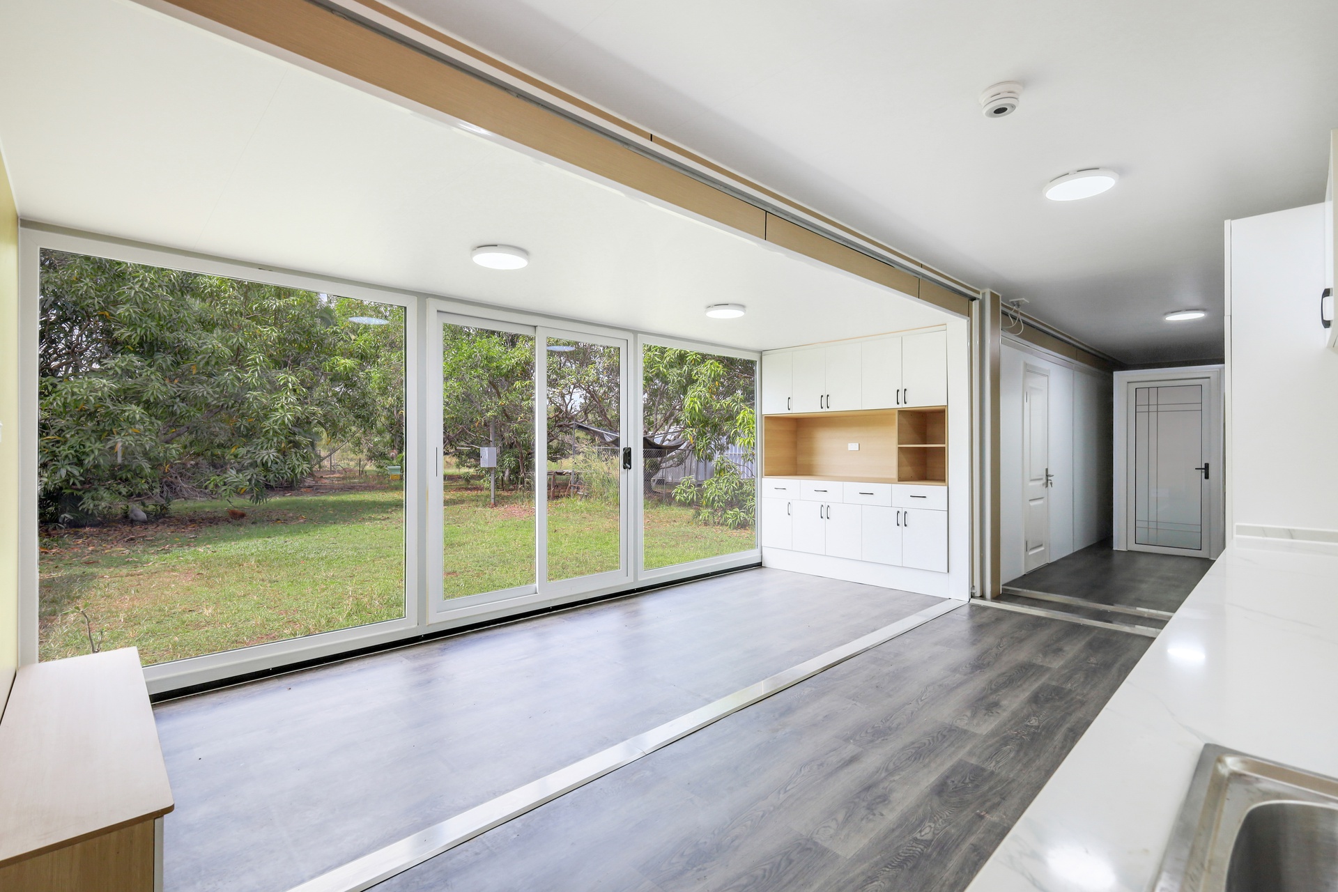 40ft Containerised Slide Out Home - With Infinity Glass Frontage