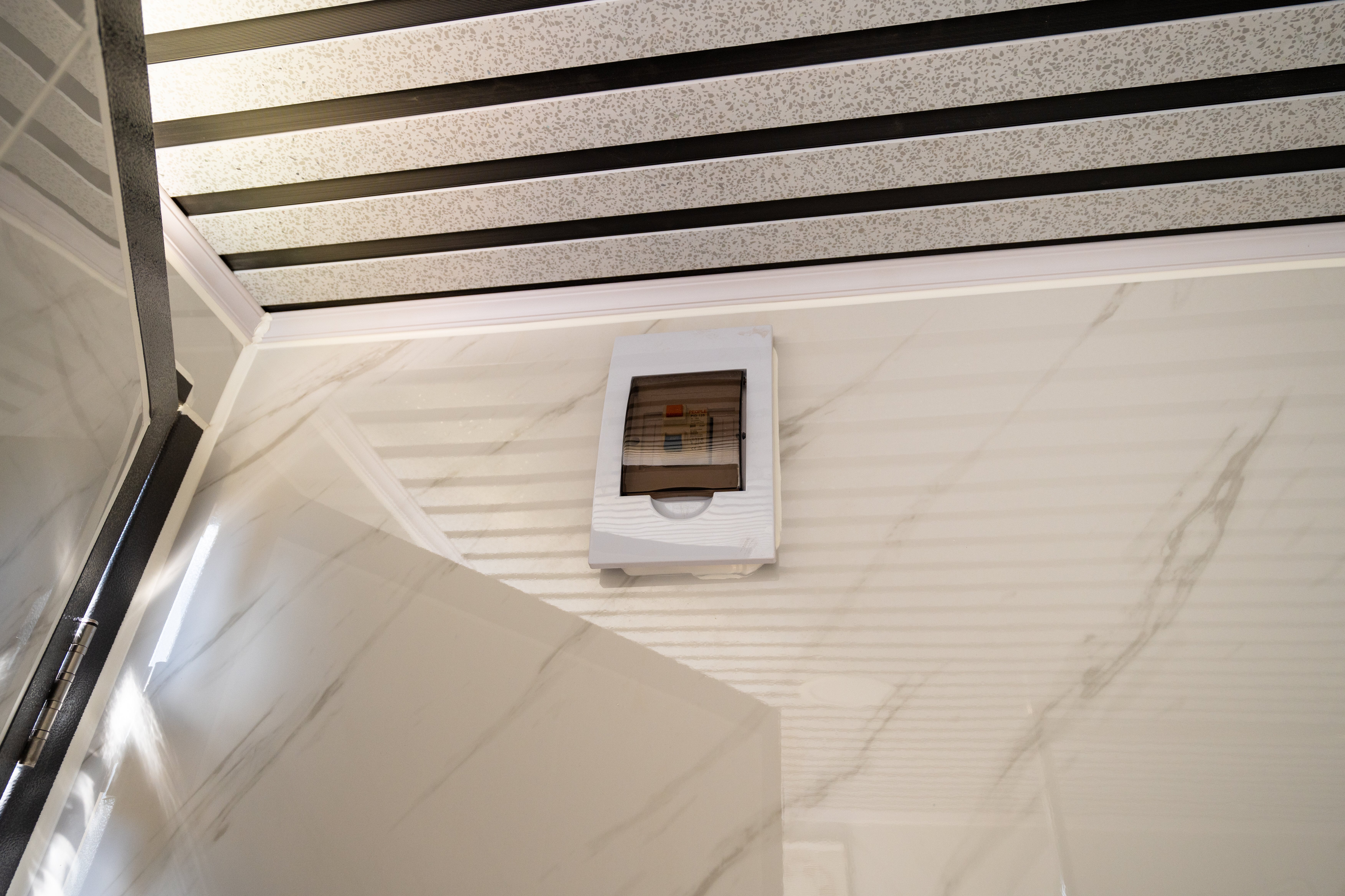 Deluxe Toilet and Shower