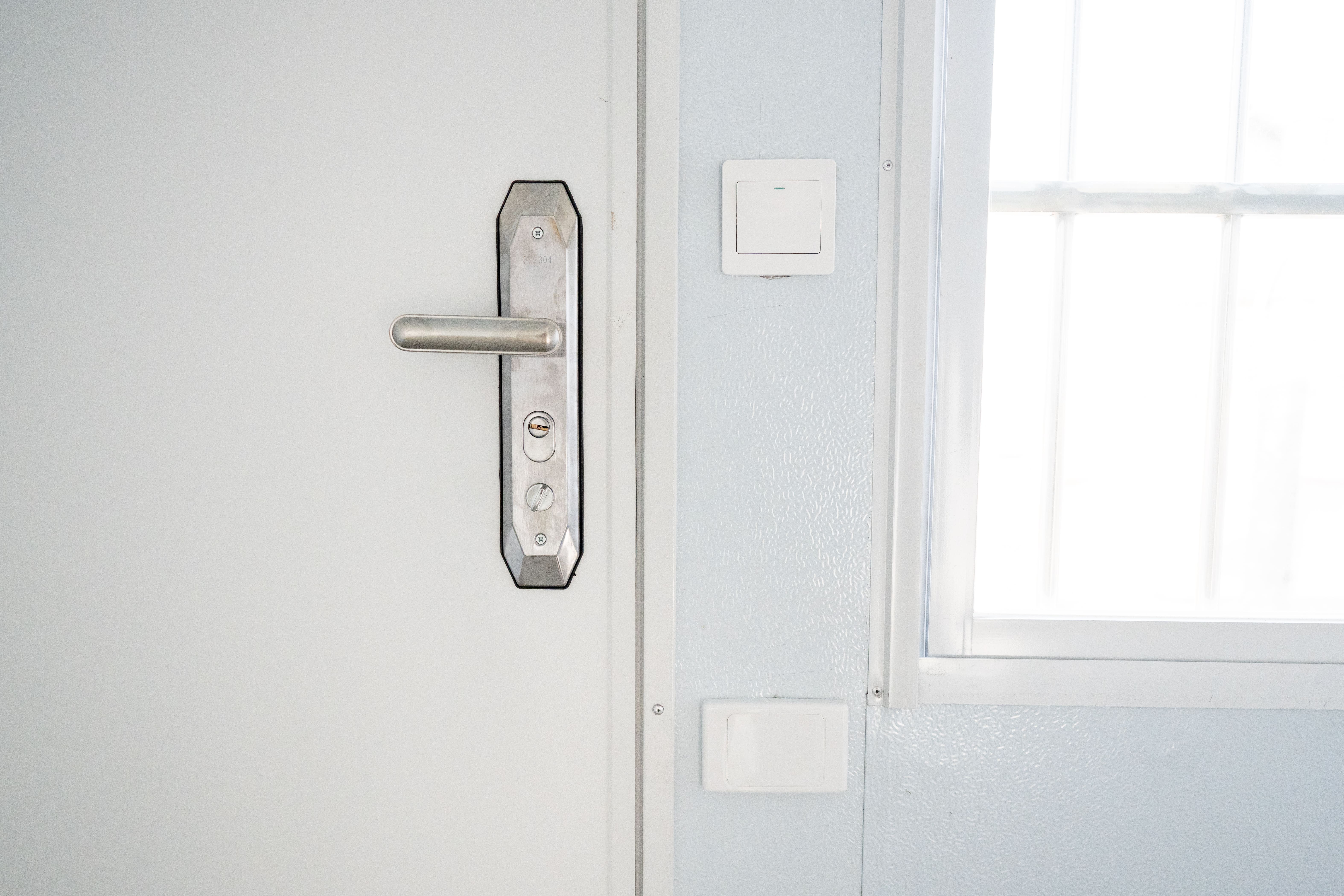 Hot Dip Galvanised Locking Bars