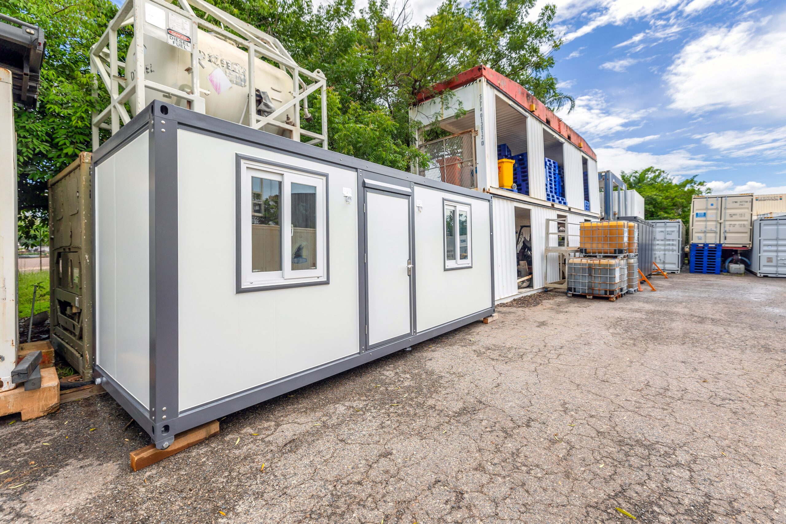 One Bedroom 20ft Building